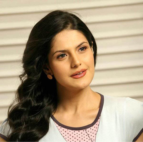 Heroines are piling on weight to give superhits: Zareen Khan